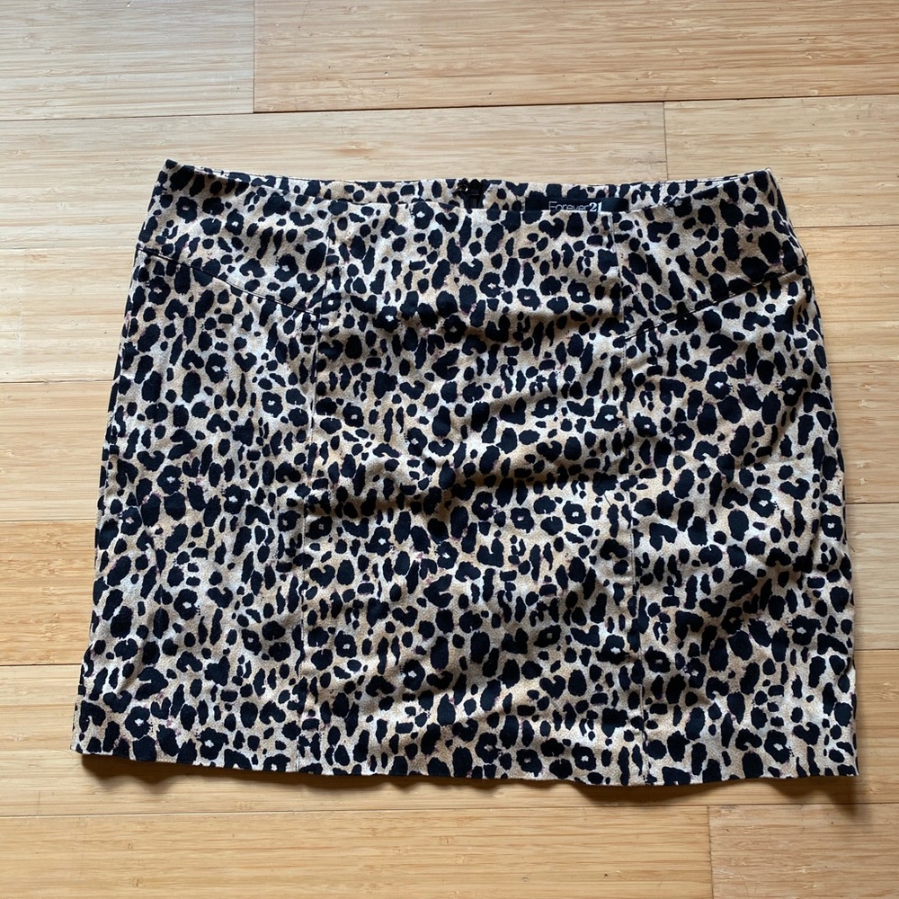 Forever 21 Cheetah Print Skirt